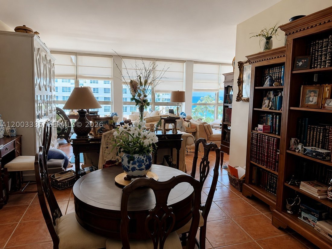 Condo in Miami Beach, Florida, United States 4 - 17722601