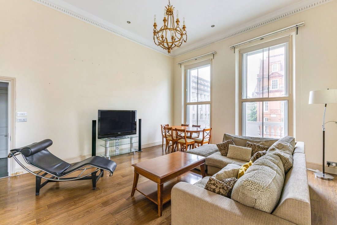 Apartment in Knightsbridge, Kensington And Chelsea, England 1 - 18196319
