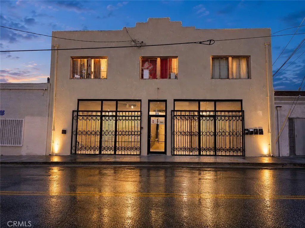 Condo in San Gabriel, California, United States 1 - 17966479