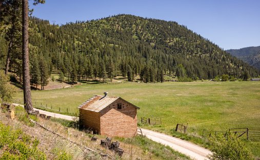 Land in Clinton, Montana, United States 1