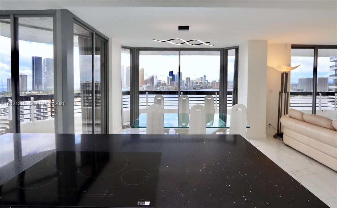 Apartment in Aventura, Florida, United States 5 - 18197380