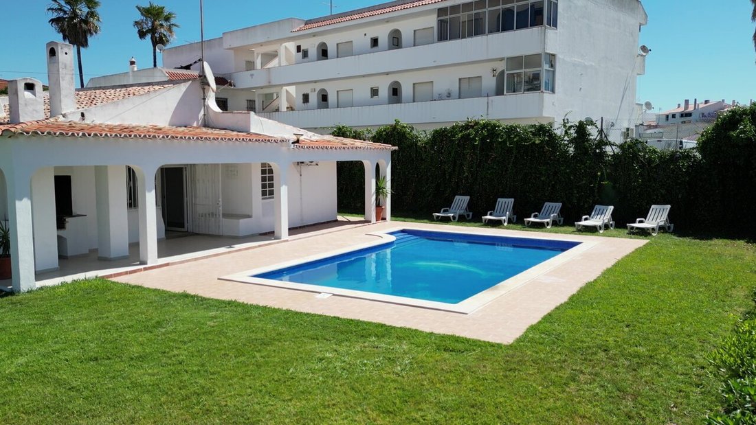 House in Olhos de Agua, Algarve, Portugal 2 - 18196991