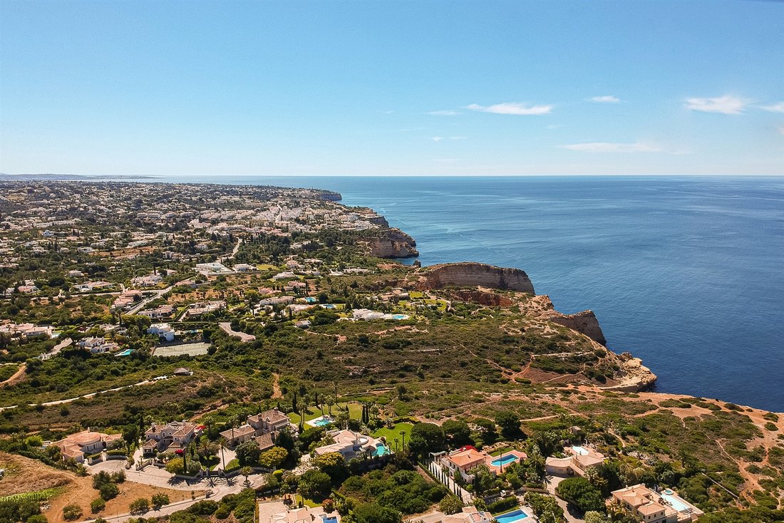 Land in Lagoa e Carvoeiro, Algarve, Portugal 1 - 18197298