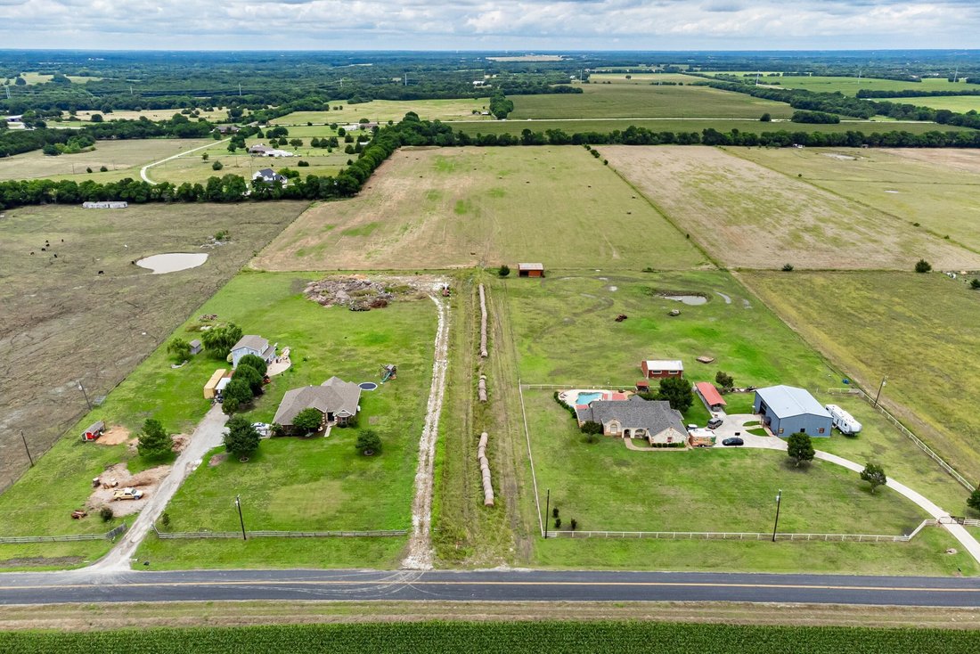 Terreno en Blue Ridge, Texas, Estados Unidos 2 - 18196112