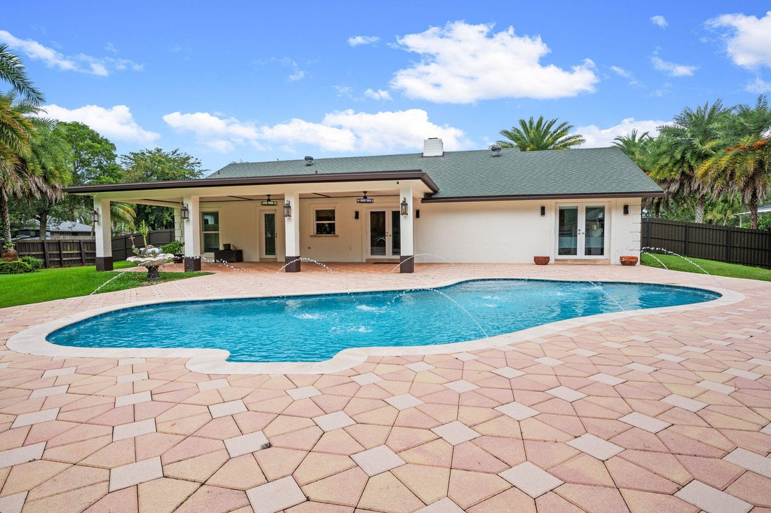 House in Weston, Florida, United States 3 - 18196594