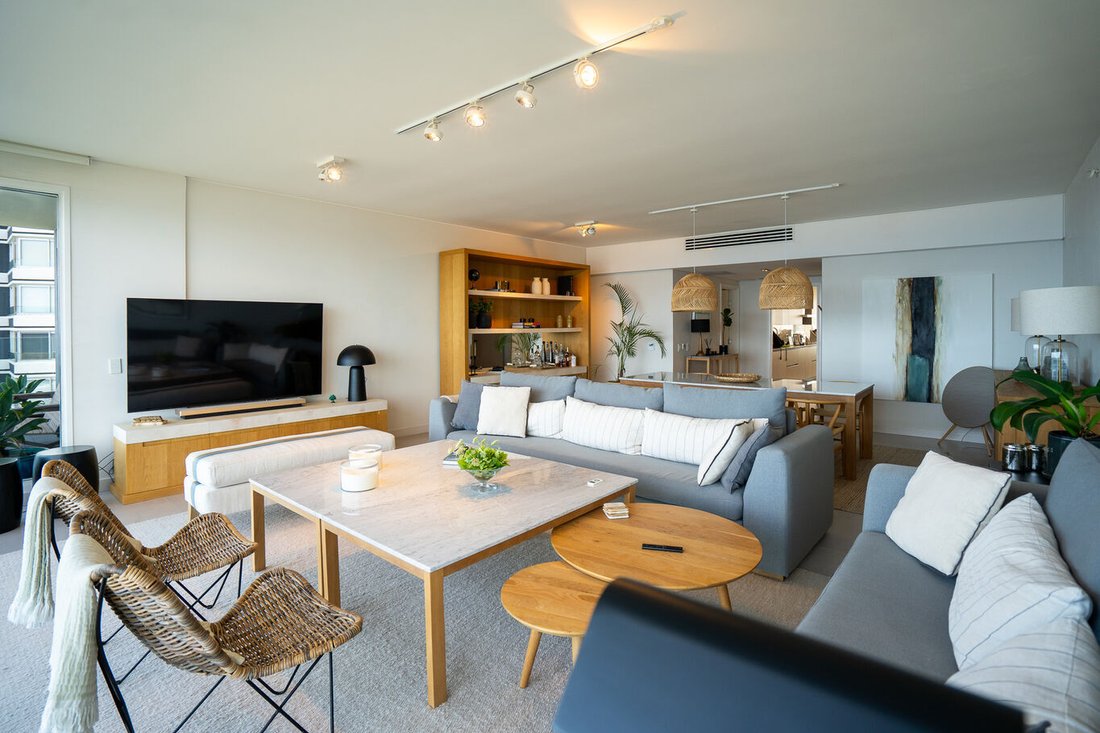 Apartment in Punta del Este, Maldonado Department, Uruguay 1 - 18196704