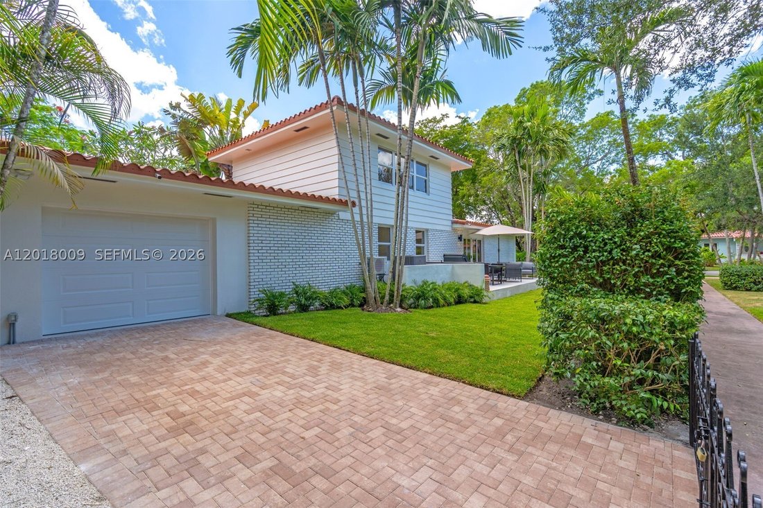 Maison à Coral Gables, Floride, États-Unis 1 - 17939186