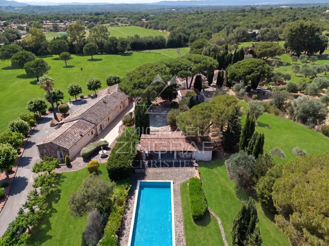 Estate in Nord RN, Puget-sur-Argens, France 2 - 18144359