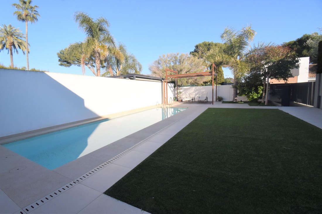 Villa in Castellón de la Plana, Valencian Community, Spain 5 - 18197296