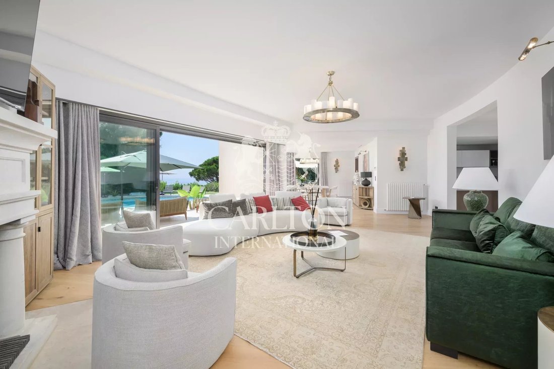 Villa in Cannes, Provence-Alpes-Côte d'Azur, France 4 - 18196292