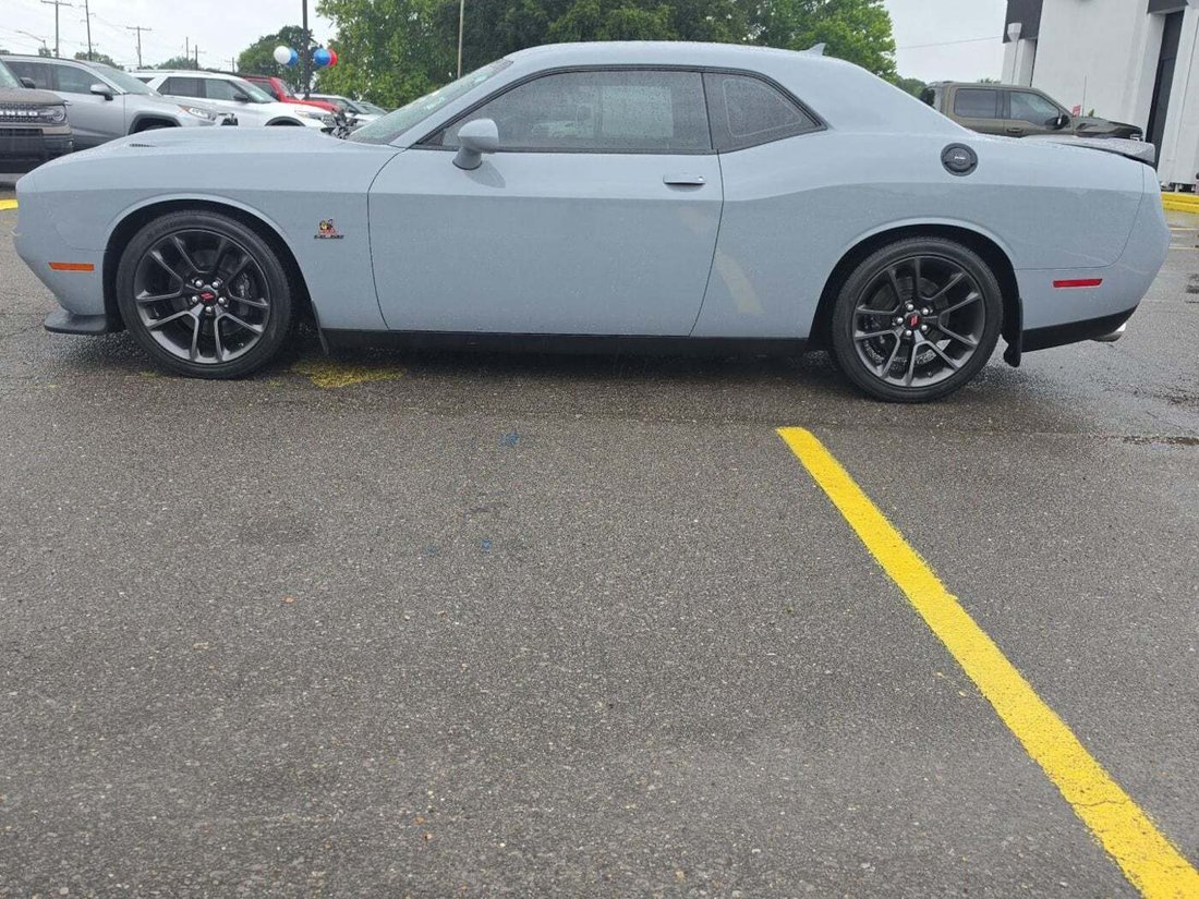 Coupe in Lafayette, LA, United States 3 - 18163520