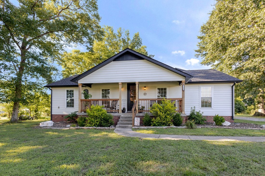 House in Belfast, Tennessee, United States 1 - 18196566