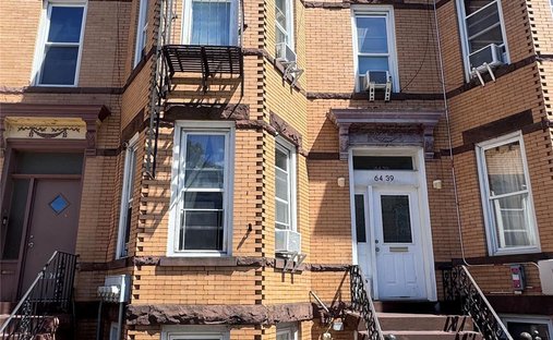 House in New York, New York, United States 1