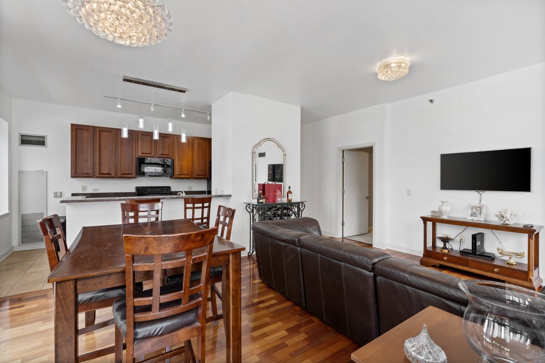 Condo in Chicago, Illinois, United States 4 - 18197270