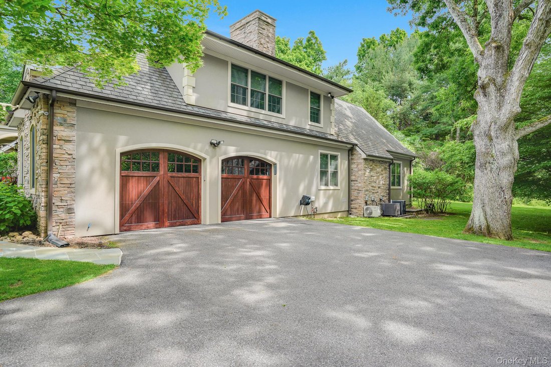 House in Yorktown Heights, New York, United States 4 - 18196640