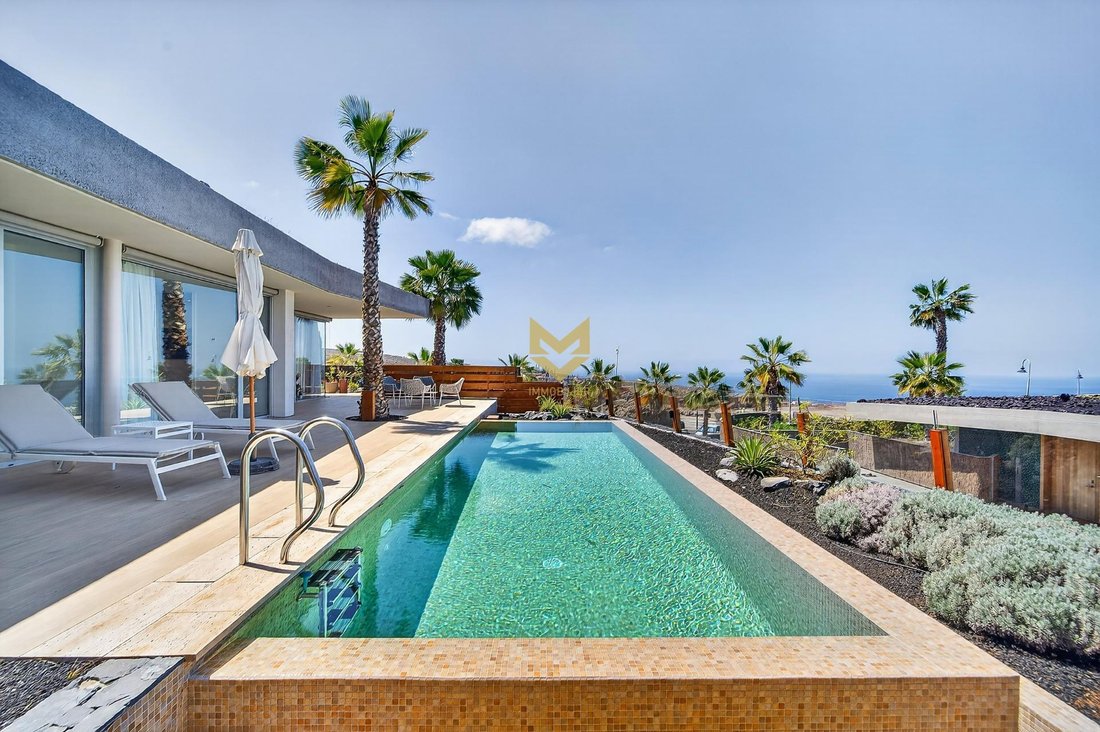 Villa in Guia de Isora, Canary Islands, Spain 3 - 18196958