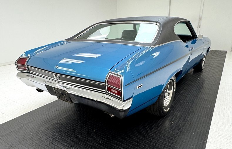 Coupe in Morgantown, United States 5 - 18197379
