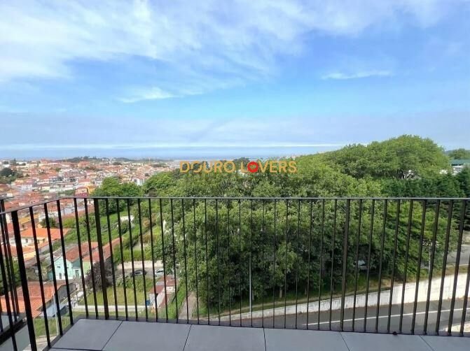 Apartment in Santa Marinha e Sao Pedro da Afurada, Porto District, Portugal 1 - 16961989