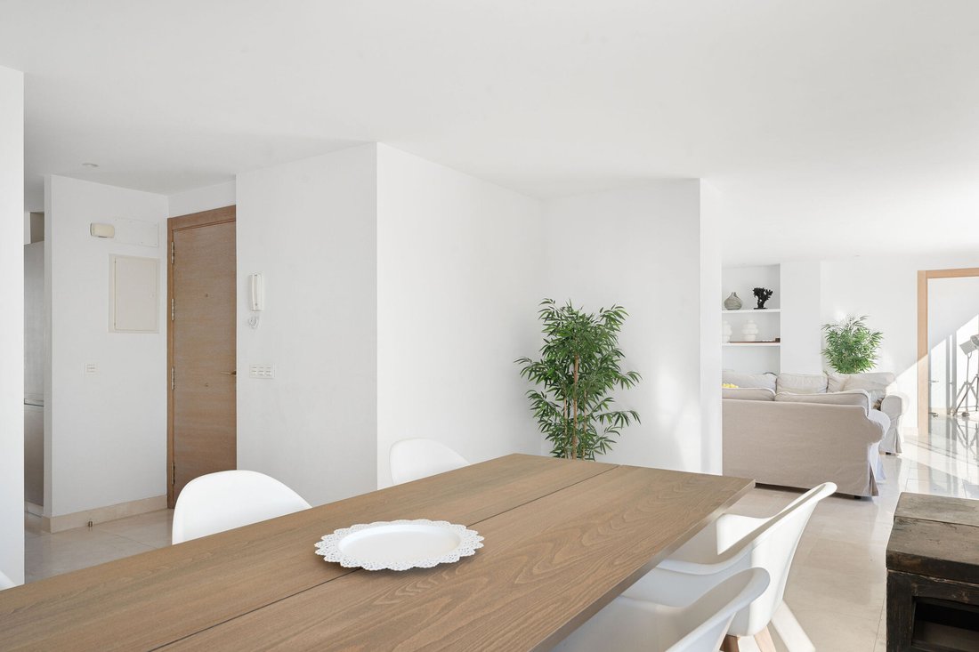 Penthouse in Estepona, Andalusia, Spain 5 - 18196879