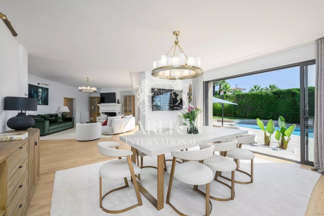 Villa in Cannes, Provence-Alpes-Côte d'Azur, France 3 - 18196292