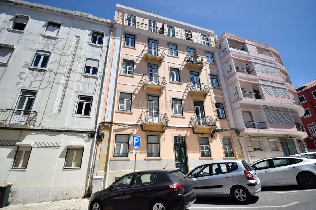 Apartment in Campo de Ourique, Lisbon, Portugal 2 - 18197051