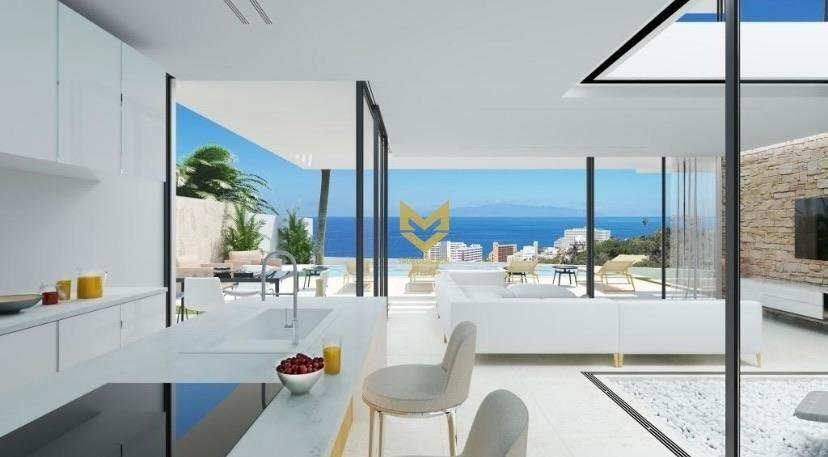 Villa in Costa Adeje, Adeje, Canary Islands 2 - 18196199