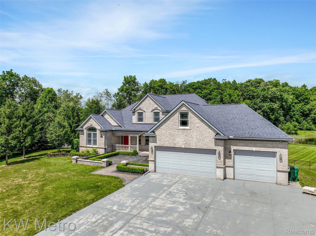 House in Ray, Michigan, United States 4 - 17499444