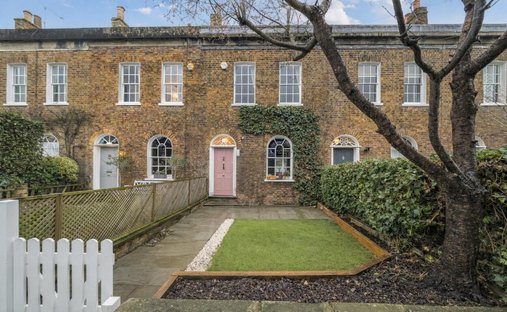 House in Windsor, England 1