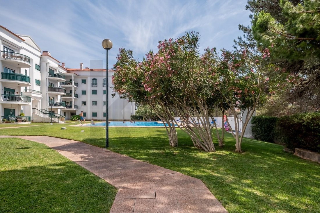 Apartment in Alcabideche, Lisbon, Portugal 3 - 18197376