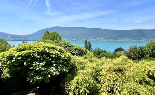 House in Veyrier-du-Lac, Auvergne-Rhône-Alpes, France 1