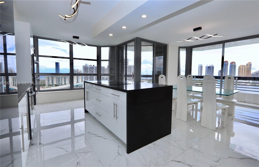 Apartment in Aventura, Florida, United States 4 - 18197380
