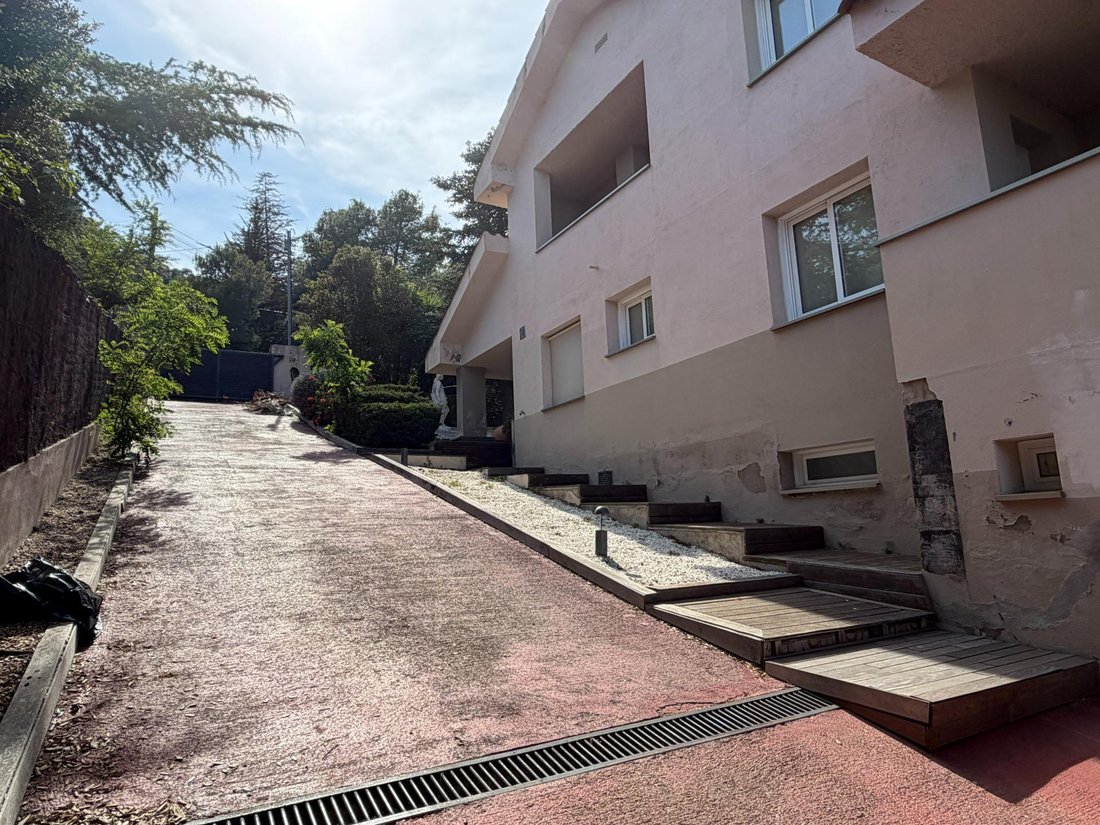 Villa in Matadepera, Catalonia, Spain 4 - 18196314