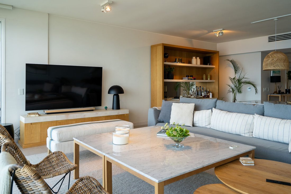 Apartment in Punta del Este, Maldonado Department, Uruguay 2 - 18196704
