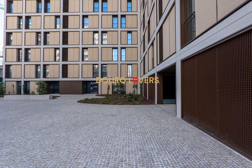 Apartment in Santa Marinha e Sao Pedro da Afurada, Porto District, Portugal 2 - 16961989