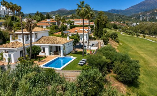 Villa en Estepona, Andalucía, España 1