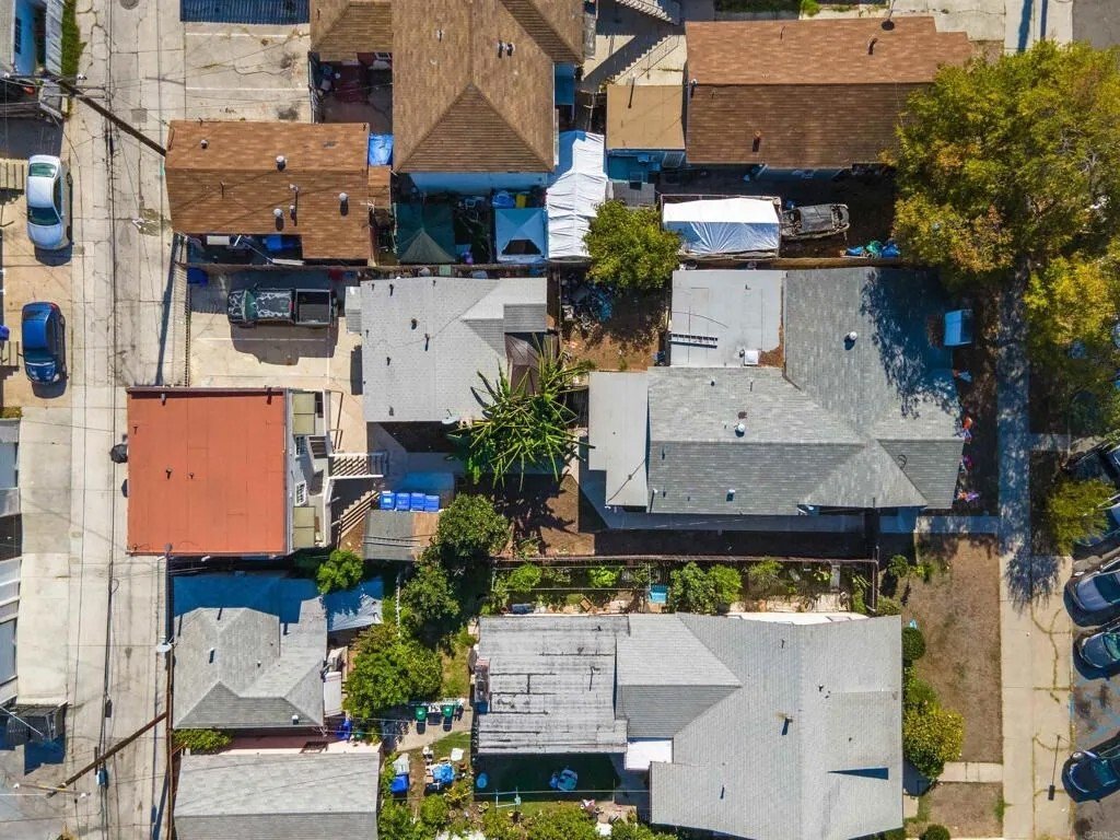 San Diego, California, United States 5 - 18196338
