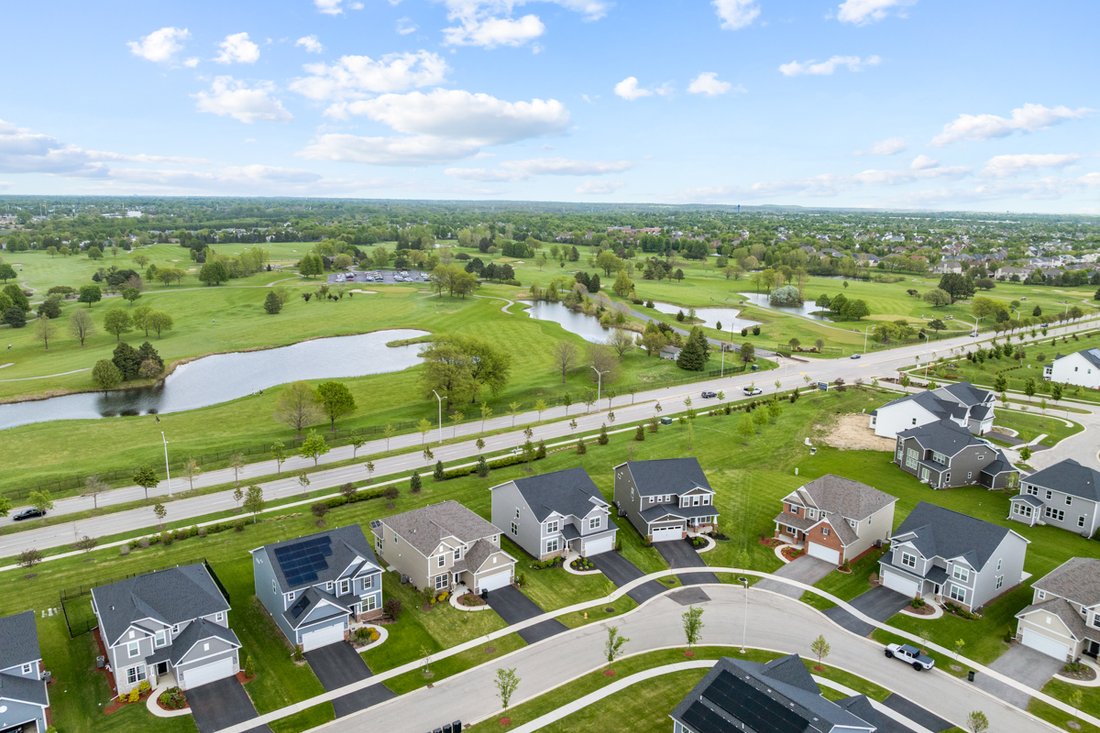 House in Bolingbrook, Illinois, United States 4 - 18196479