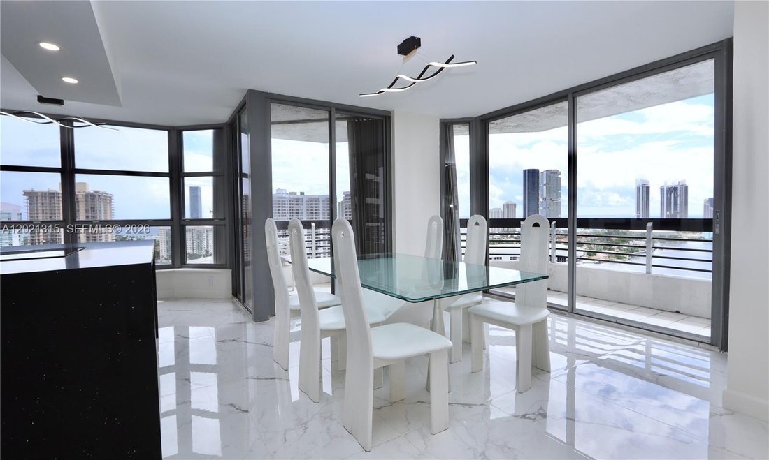 Apartment in Aventura, Florida, United States 1 - 18197380