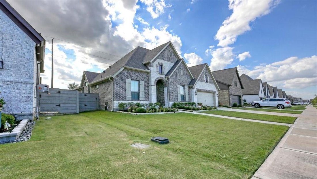 House in Rosharon, Texas, United States 2 - 18196525