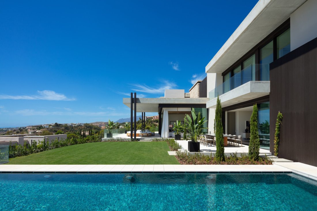 Villa in Benahavis, Andalusia, Spain 2 - 17073095
