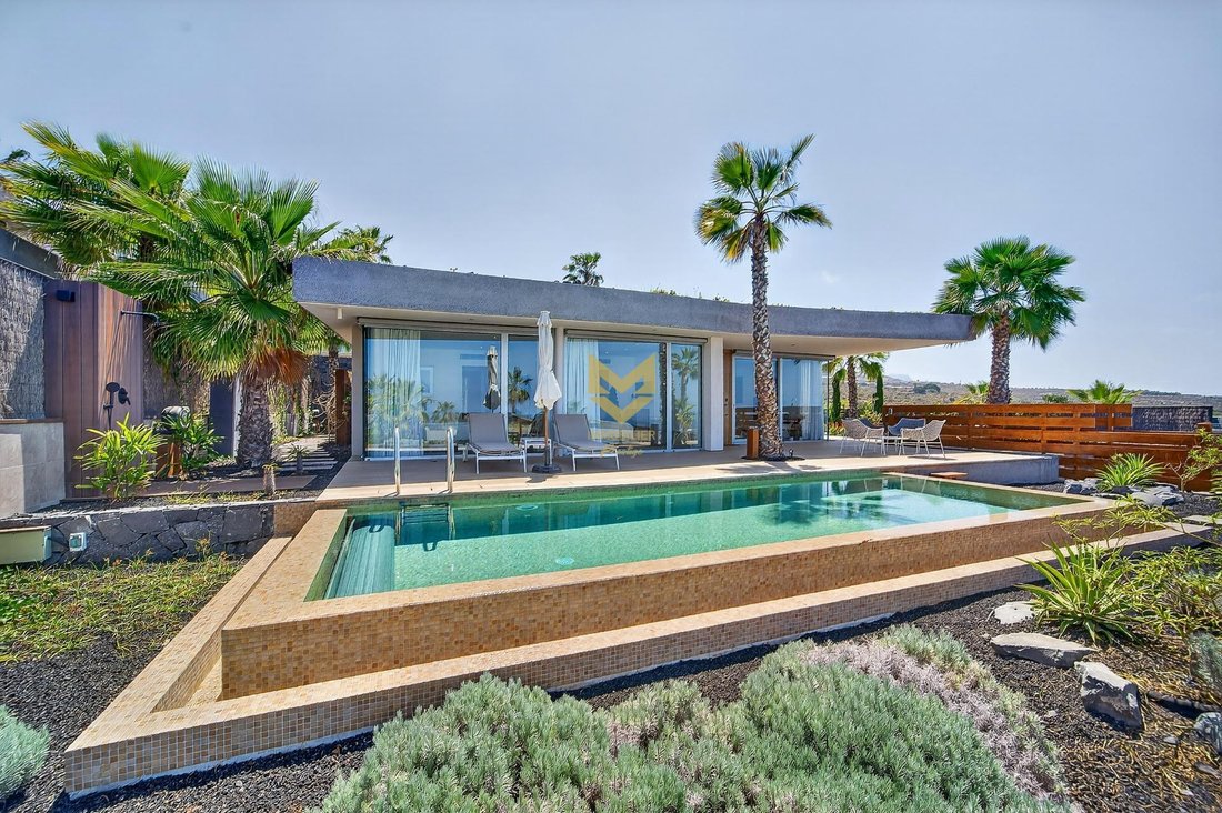 Villa in Guia de Isora, Canary Islands, Spain 5 - 18196958