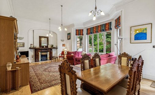 Apartment in Belsize Park, Camden, England 1