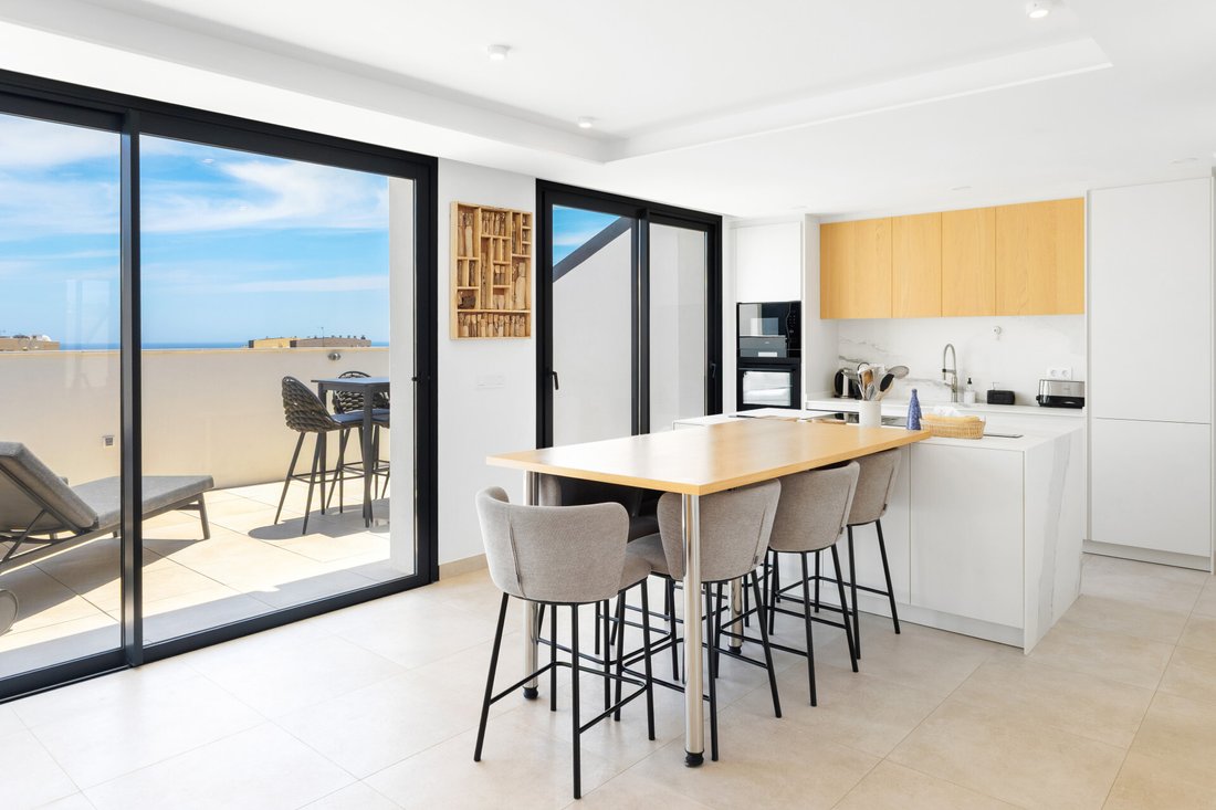 Penthouse in Fuengirola, Andalusia, Spain 3 - 18197351