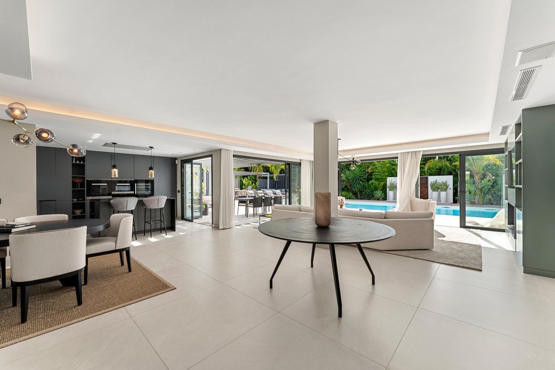 Villa in Nueva Andalucia, Marbella, Spain 5 - 18197367