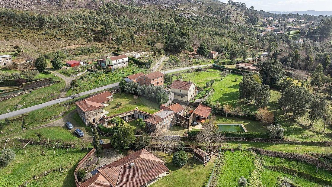 Villa in Dem, Viana do Castelo District, Portugal 2 - 18196858