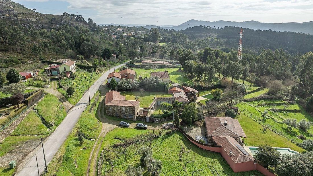 Villa in Dem, Viana do Castelo District, Portugal 1 - 18196858