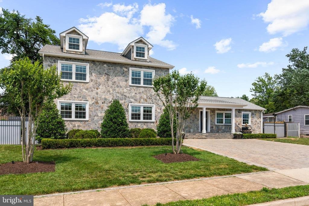 House in West Falls Church, Virginia, United States 2 - 18196171