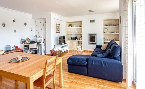 Apartment in Linda-a-Velha, Lisbon, Portugal 1