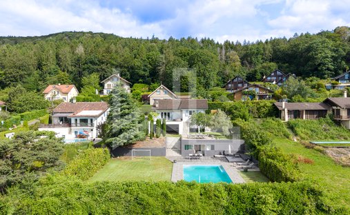 Haus in Genolier, Waadt, Schweiz 1