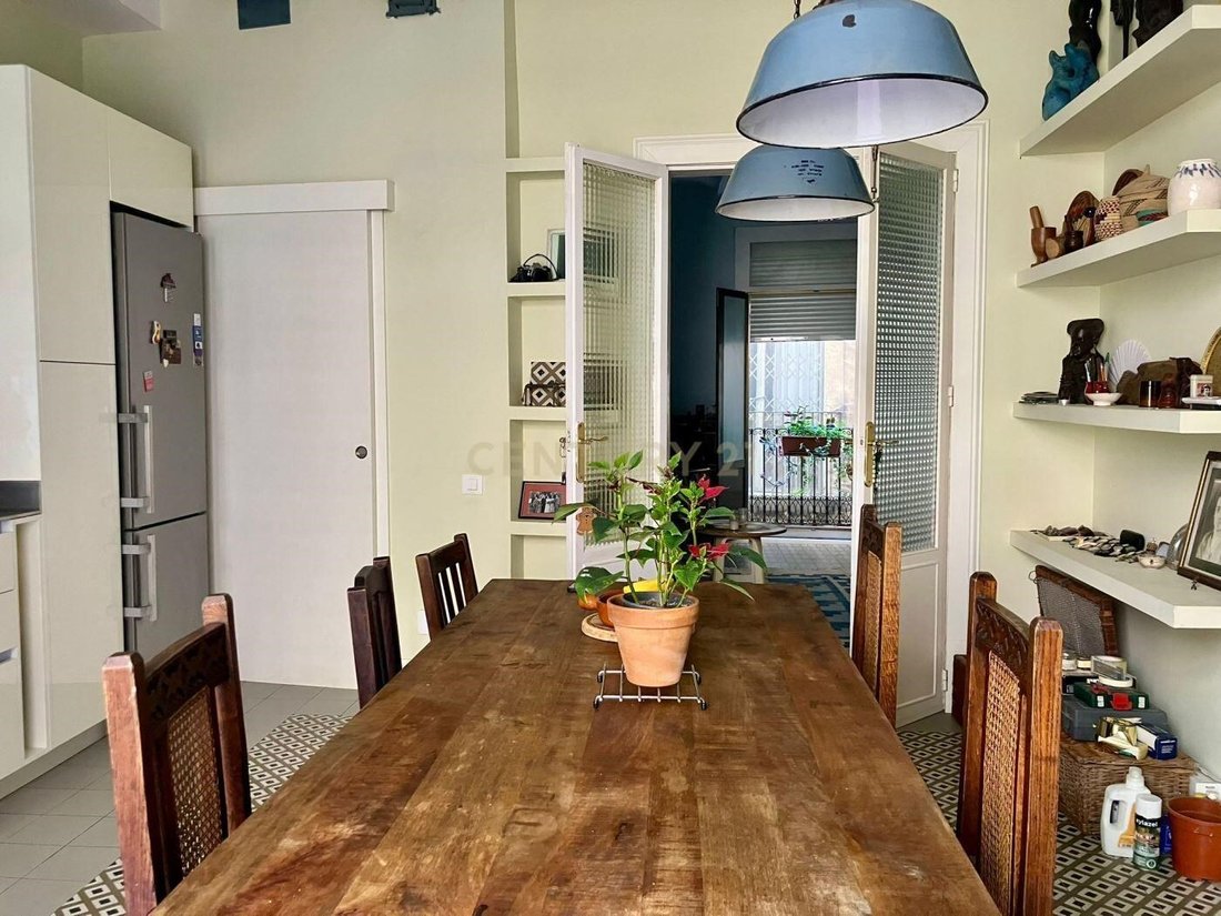 Apartment in Ciutat Vella, Barcelona, Spain 4 - 18197064